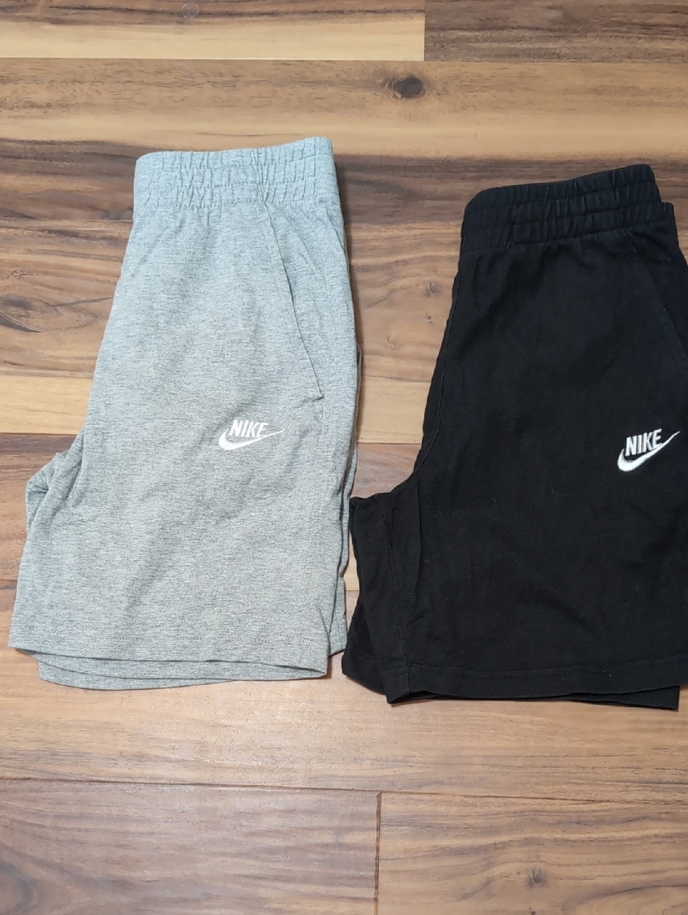 Nike Unisex Big Kids' Sportswear Club 6" Knit Shorts